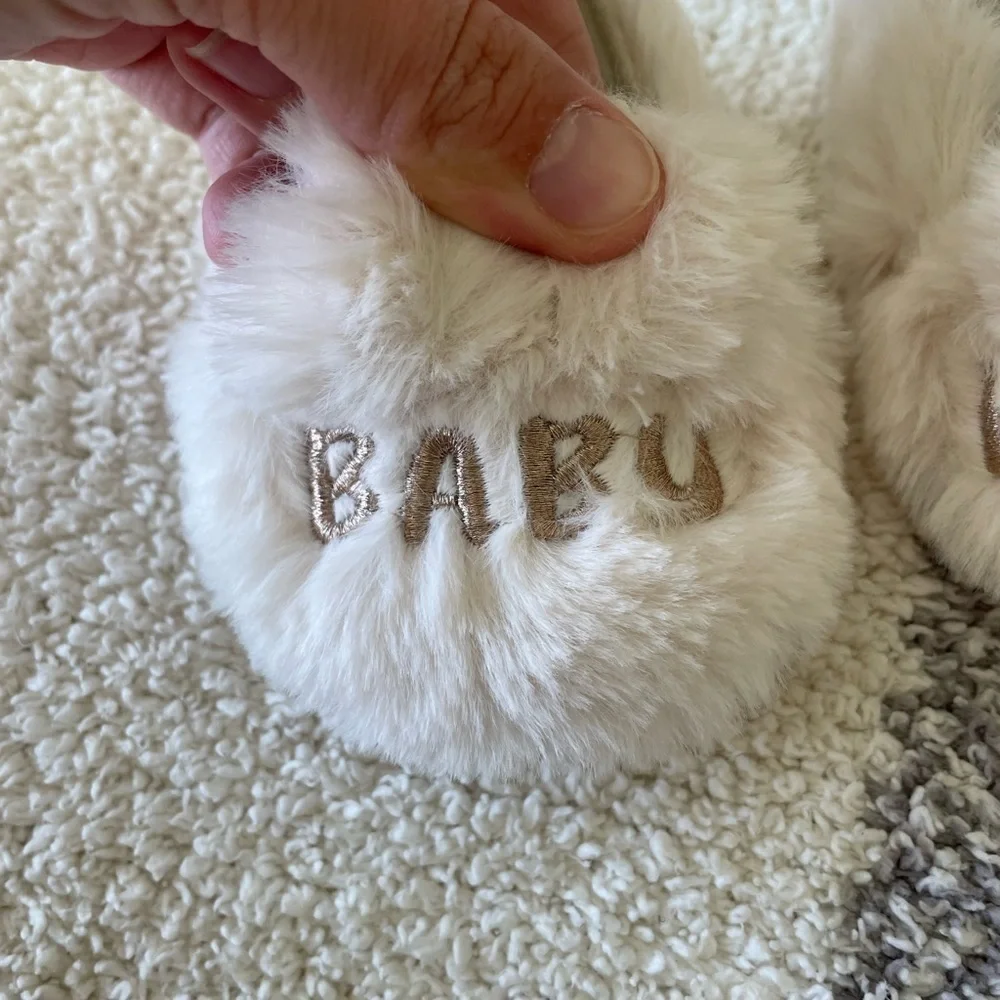 Baby llama baby slippers 0-3 months